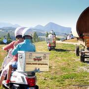 © scoot nomad balade en famille à scooter et roulotte en drome provençale - <em>scoot nomad</em>