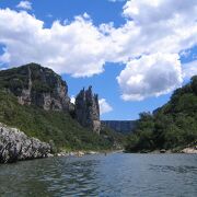 © Riviere Ardeche - <em>YASMINE LOUCHARD</em>