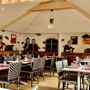 © terrasse extérieure - <em>DR Restaurant de la Poste</em>