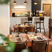 © Restaurant - <em>hotel les negociants</em>