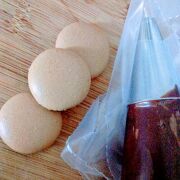 © atelier macarons - <em>l'atelier de la gourmande</em>