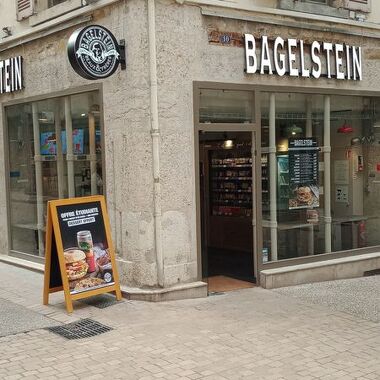 © Bagelstein - <em>DR Bagelstein</em>