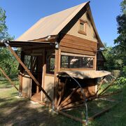 © Cabanes et cyclo tente - <em>Camping Iserand</em>
