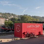 © Bed and Bicycle (La Péniche) - <em>Bed and Bicycle DR</em>