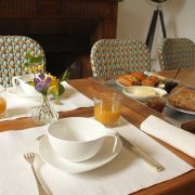 © petit déj - <em>L. CUNY</em>