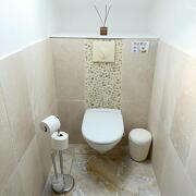 © Les toilettes indépendantes - <em>Le Vallon du Savel</em>