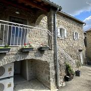 © Le Vallon du Savel au cœur du village de Pradons - <em>Le Vallon du Savel</em>