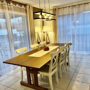 © SALLE A MANGER - <em>lamaisondejade26.fr©</em>