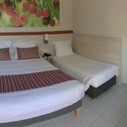 © Hôtel Le Saint Louis - <em>Hotel Saint Louis</em>