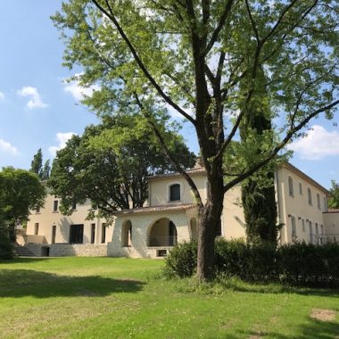 © H LA CACHETTE - <em>H LA CACHETTE</em>