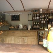 © 3-L'épicerie.JPG - <em>camping la chataigneraie</em>
