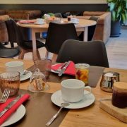 © service petit dejeuner - <em>jpeg</em>