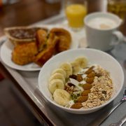 © Petit déjeuner - <em>S.GUBIAN</em>