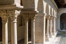 La visite de Mathilde au Cloître Saint-André-le-Bas