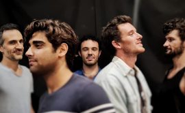 Concert d'Oya sur la scène de Cybèle