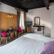 © Chambre Supérieure - <em>Brunsky Photography</em>