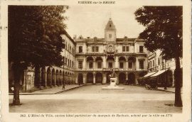 Exposition "L'hôtel de Rachais : une demeure viennoise devenue hôtel de ville"