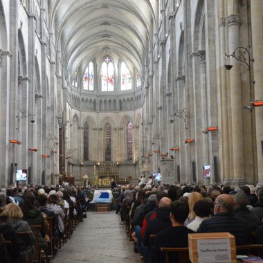 © dsc_0006.jpg - <em>jpl cathedrale vivante</em>