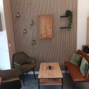 © Coin Salon - <em>Le Bouteiller</em>