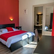 © Hôtel du Midi - <em>©M.Rissoan-ADT07-COPIE INTERDITE</em>