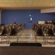 © Salle de réunion à Neaclub Les Lavandes_Rémuzat - <em>neaclub</em>