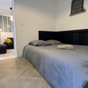 © chambre 2 avec lit double - <em>Mon Séjour à Vienne</em>