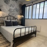 © Chambre 1 avec lit double 160 - <em>Mon Séjour à Vienne</em>