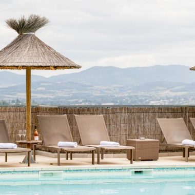 © Piscine extérieur - <em>Domainestclair</em>