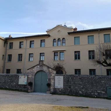 © Bâtiment principal - <em>Clos St Roch</em>