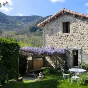 © Terrasse sud du gite - <em>Avenas Félicie</em>