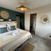 © Clos des Mouliniers - Chambre 1 - <em>Clos des Mouliniers - Gite Quintessence</em>