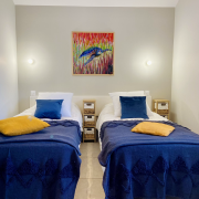 © Gite Les Châtaigniers - Chambre étage - <em>Mas de Veyras - Les Châtaigniers</em>