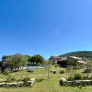 © Mas de Veyras - Vue d'ensemble - <em>Mas de Veyras - Les Châtaigniers</em>