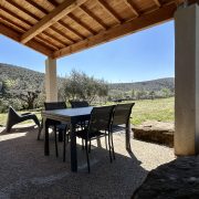 © Gite Les Châtaigniers - Terrasse couverte - <em>Mas de Veyras - Les Châtaigniers</em>