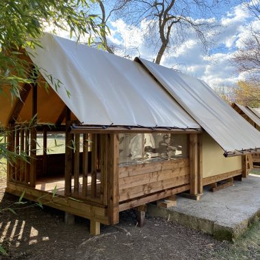 © Flower Camping Saint-Amand  - Le Bivouac_Laurac-en-Vivarais - <em>Flower Camping Saint-Amand</em>