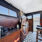 © Sur l'eau : Péniche Mya'More_Sainte-Colombe - <em>DR</em>