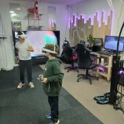 © Casques autonomes - <em>VRtueux</em>