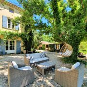 © Salon de jardin - <em>Côté Provence</em>