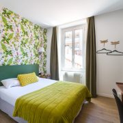 © chambre supérieure - <em>InstapadesStudio</em>