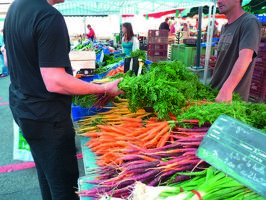 Marché hebdomadaire de Condrieu