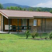 © Les Chalets Wampark Lyon Condrieu - <em>DR Base Nautique de Condrieu</em>