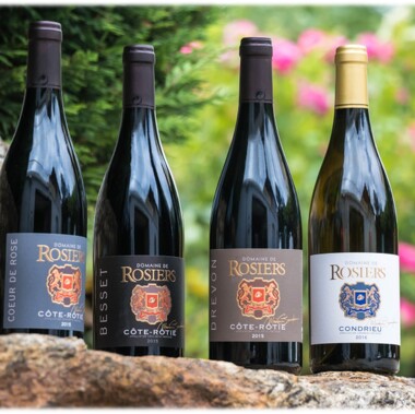 © Bouteilles domaine de Rosiers - <em>Gourdain Maxime</em>