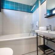 © Salle de bain - <em>Cantosorgue</em>