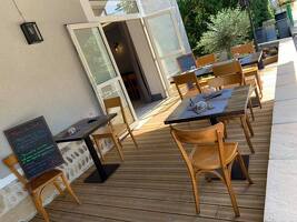 Restaurant/Bar à Vin Au Pré de Meyssiez