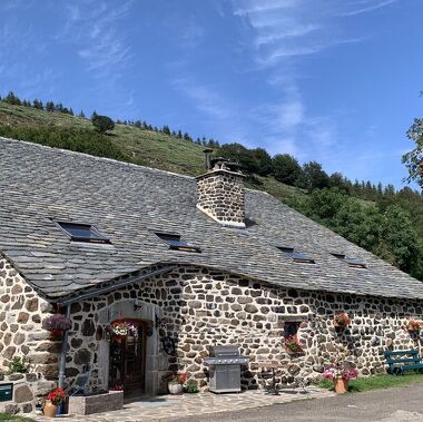 Gîte  d'étape et de séjour La Ferme de Médille