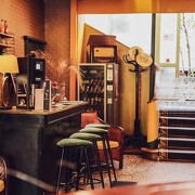 © Comptoir d'accueil du Grand Hôtel de la Poste - <em>JoZ' ma Vie</em>