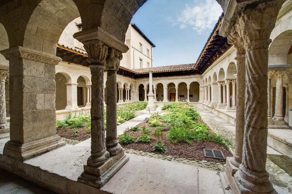 Cloître Saint-André-le-Bas