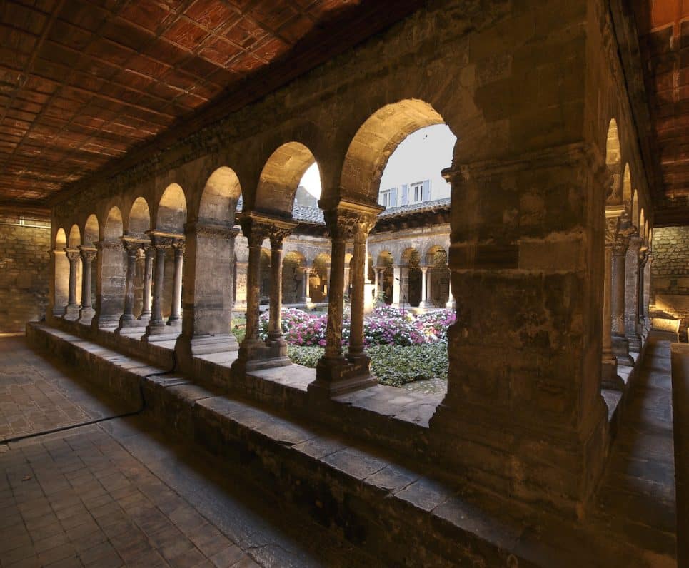 Cloître Saint-André le Bas