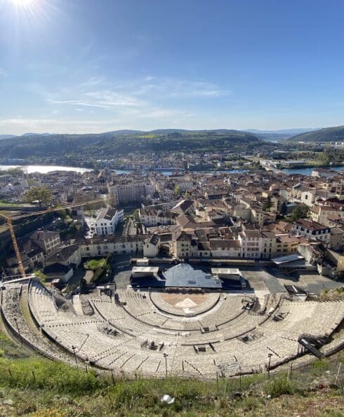 Vue panoramique sur le Théâtre antique et sur Vienne
